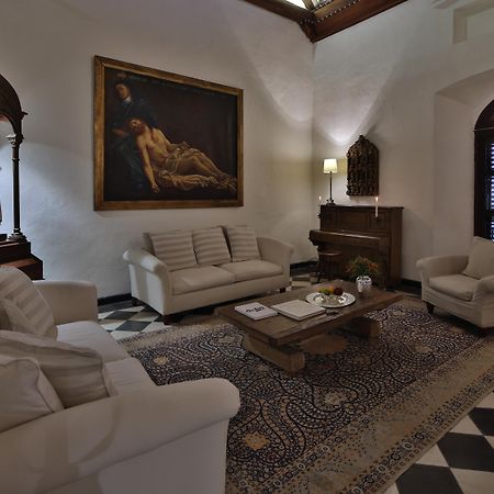 Hotel Boutique Casa Del Arzobispado Cartagena Eksteriør billede