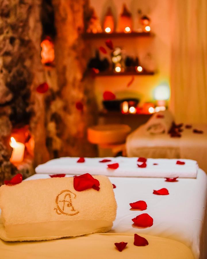 Hotel Boutique Casa Del Arzobispado Cartagena Eksteriør billede
